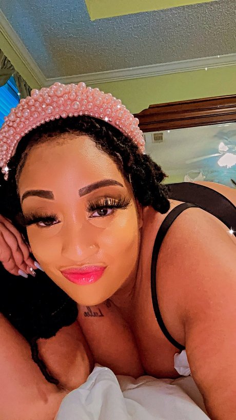 Ms TittyCity porn actress galleries