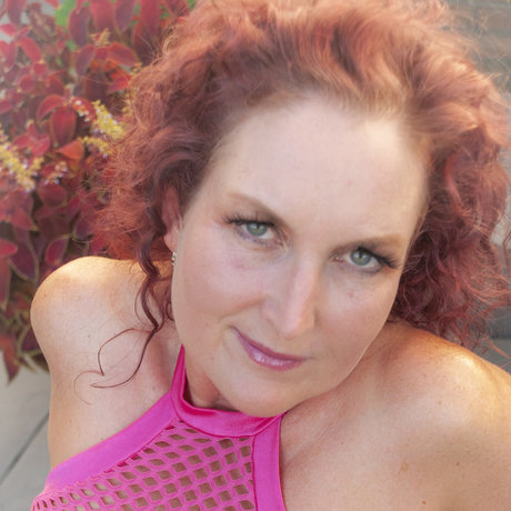 Gynger art actress gallery