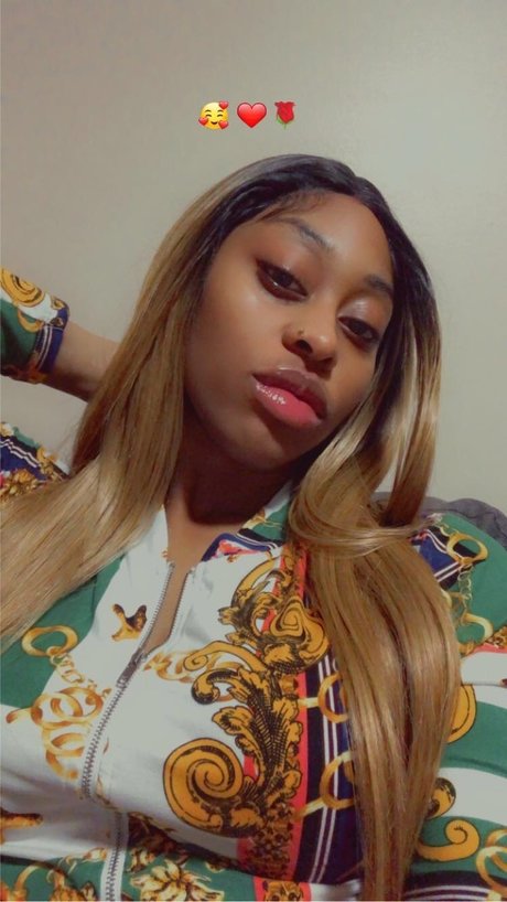 Her Only Obsession star pornographic photos