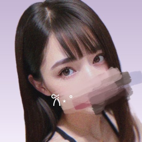 _ui pornstar pretty pic