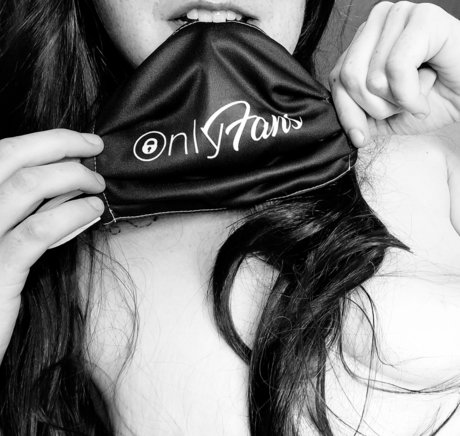 Lucy Loosey star exclusive gallery