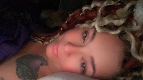 Dragongirl77 model img