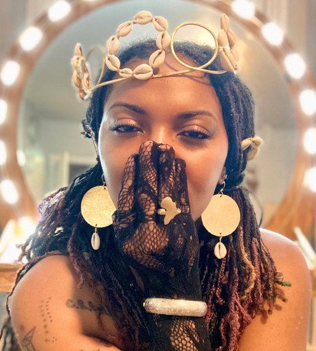 Happimade sexy actress images