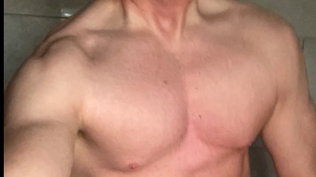 Mr Walton naked star photo