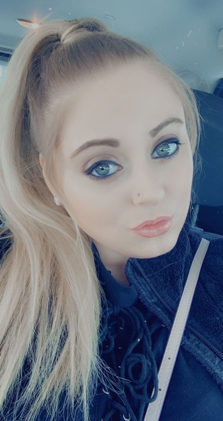 Michelle Jundi pornstar xxx image