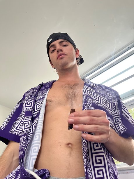 Mr Hardwood high quality star pic