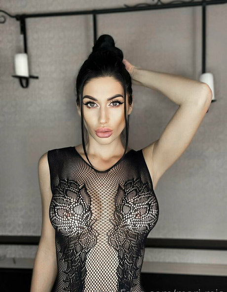 mari mis pornstar hot photo