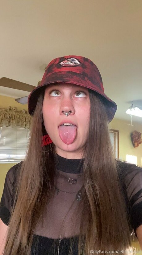 leftfordread hot pornstar photos