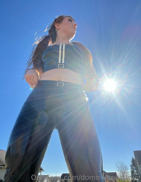 dommiemommyy high quality actress archive