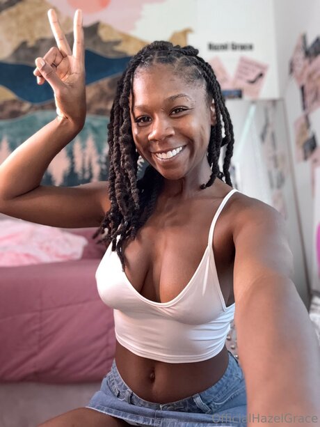 iwanthazelgrace best model pic