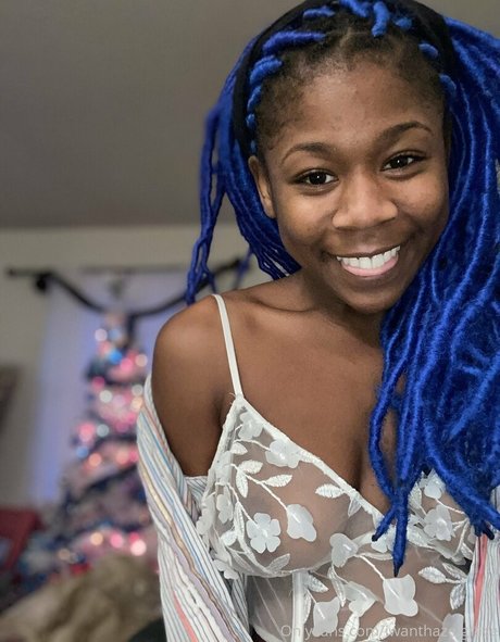 iwanthazelgrace star high quality pics