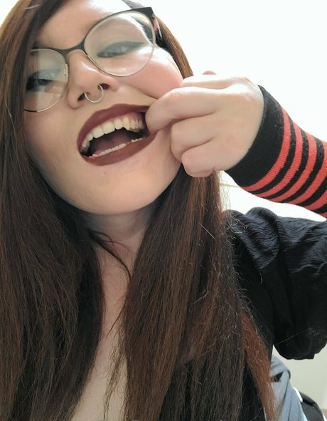 alexandrabbits star naked pictures