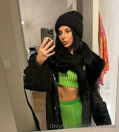 itsivylebelle star naked archive