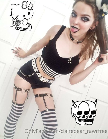 clairebear rawrfree best model pics