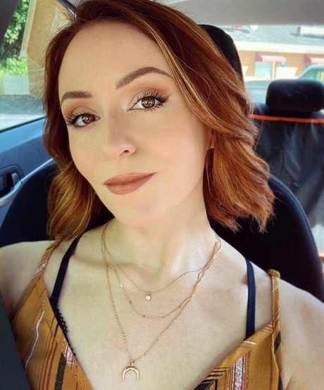 Mollie Damon pornstar perfect img