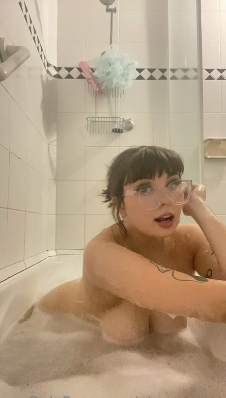 phat whale model erotic image