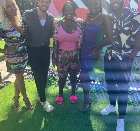 Denise Van Outen beautiful star gallery