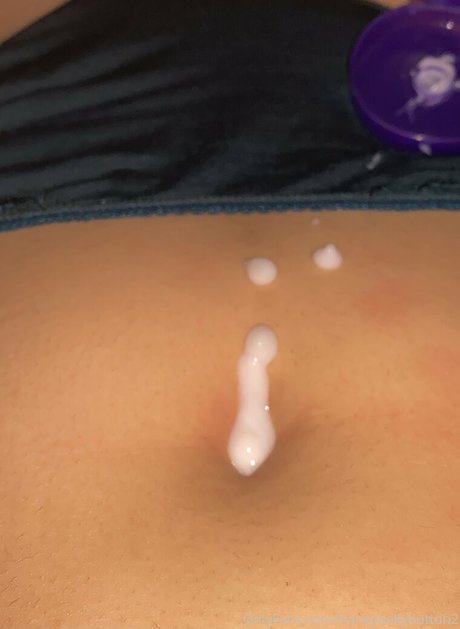 honeybellybutton2 adult model pics