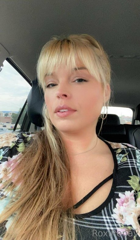 roxirenay Profile pic