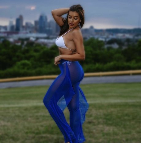 Amanda Chilelli best model photos