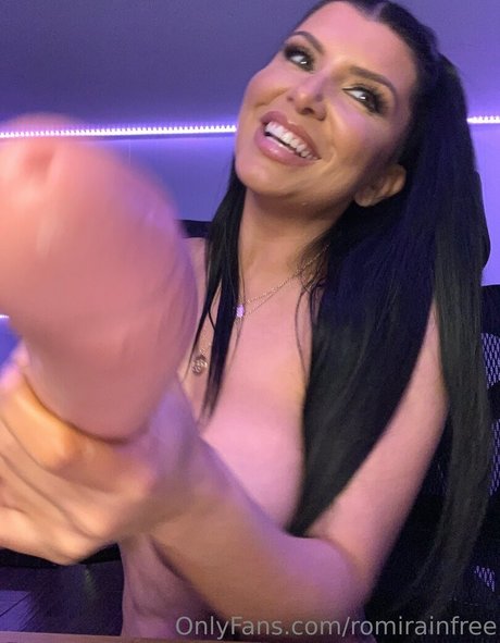 romirainfree pornstar beautiful pics