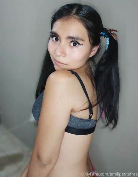 emilipetitefree nudes actress image