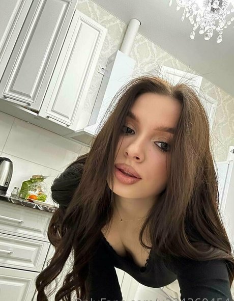 emma gucci adult actress galleries