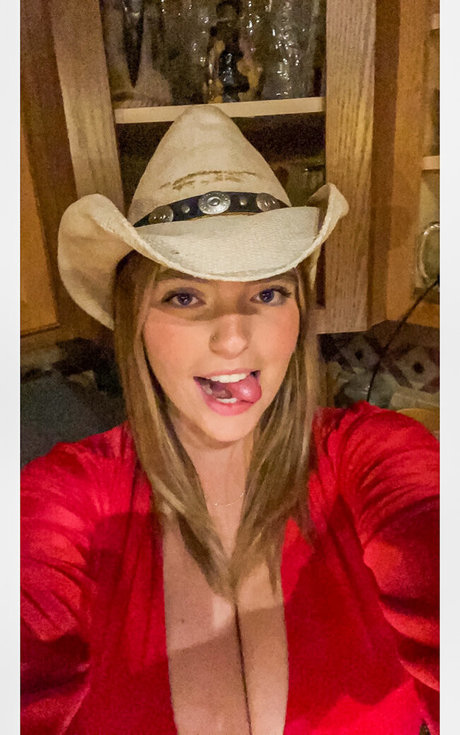 Sierra Bellingar high quality pornstar photo