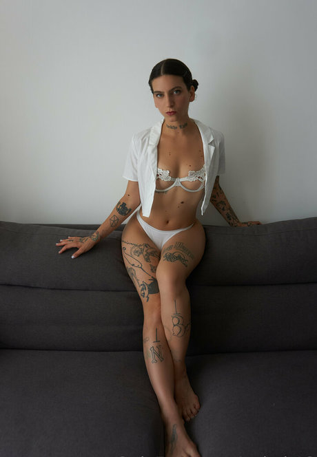 gaia b12 nude actress image