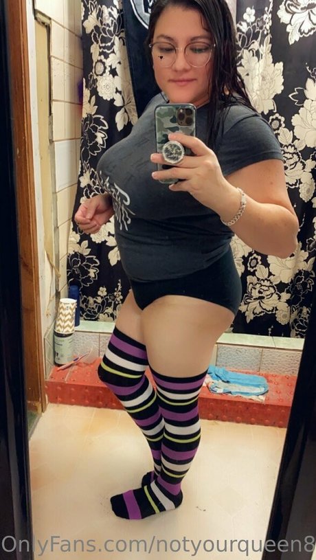 notyourqueen86 star nude gallery