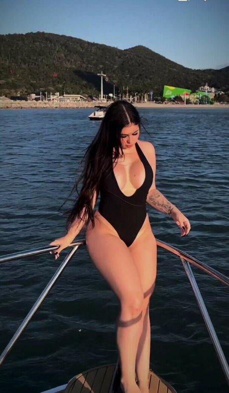 Larissa Peyerle model sex gallery