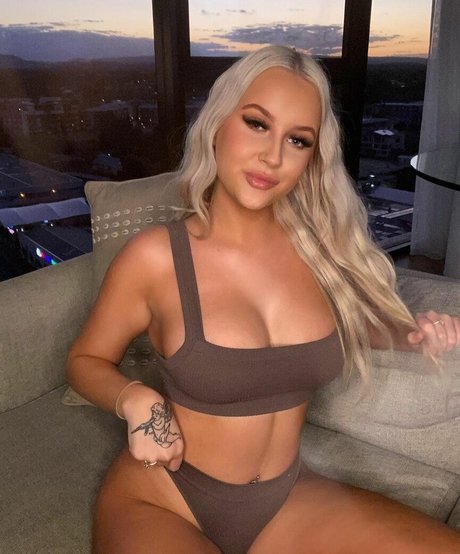 Mollyleex model xxx gallery