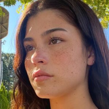 Dylan Conrique hd actress pic