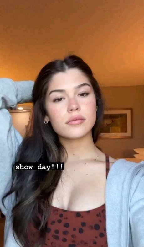 Dylan Conrique model nude pictures