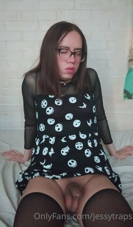 jessytraps pretty model pic