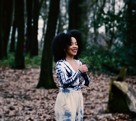 Feelinfree pornstar nude images