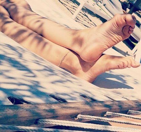 secret feetbeauty model naked pics