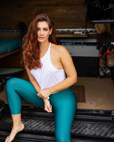 Brandee Anthony star exclusive photo