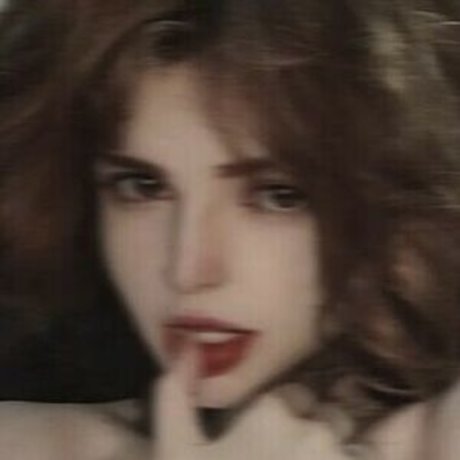 ralucagranola model naked pics