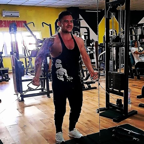 MuscleMonster star porn img