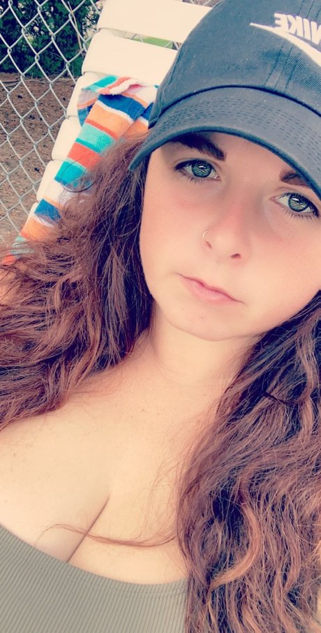 Apples model hot galleries