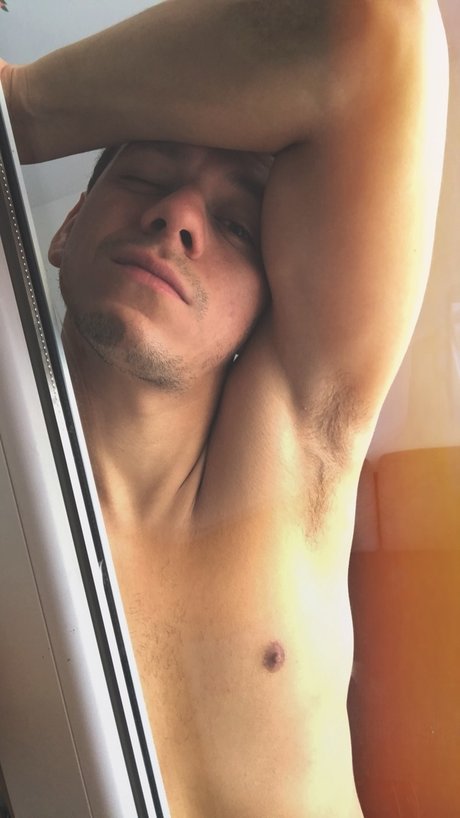 xDannx TOP 6 8_ star art galleries