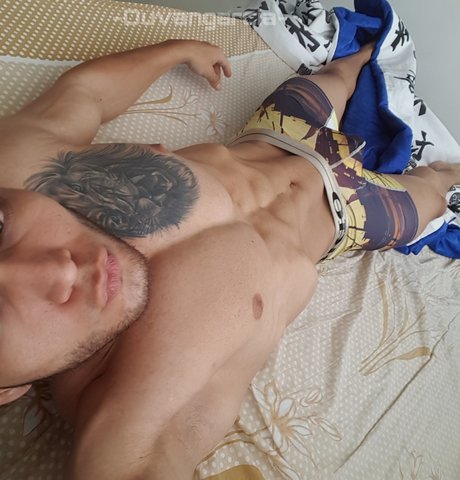 Duvan Garcia nude star pic