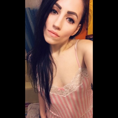 Evey free model picture