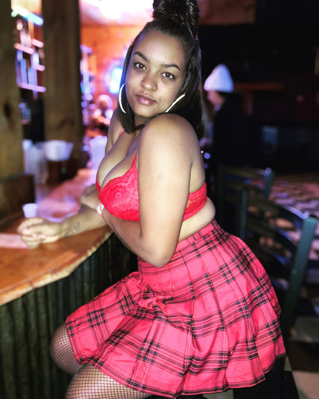 Mykia hot model photos