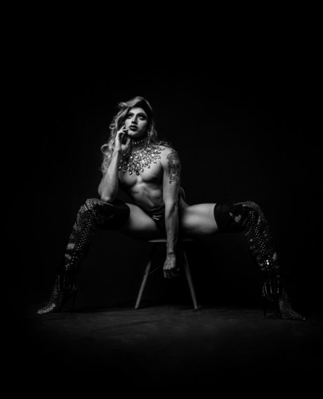 Gala Varo pornstar exclusive photos