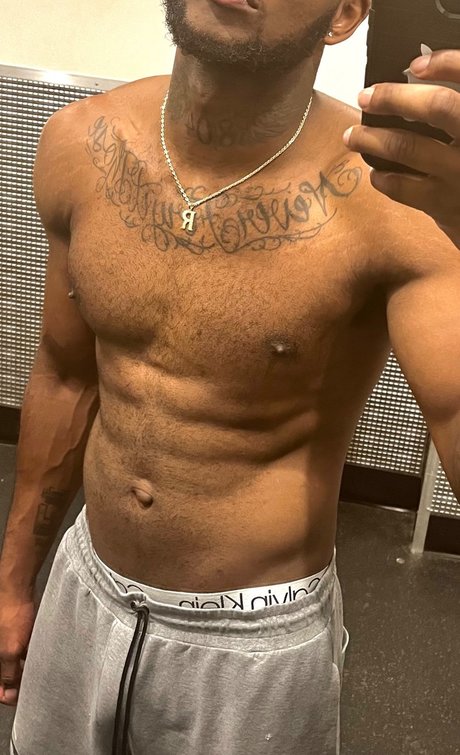 Long Pipe Lee pornstar free pictures