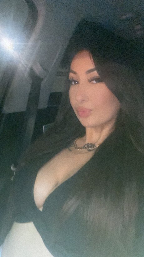 Onlyfeli model pornographic photo