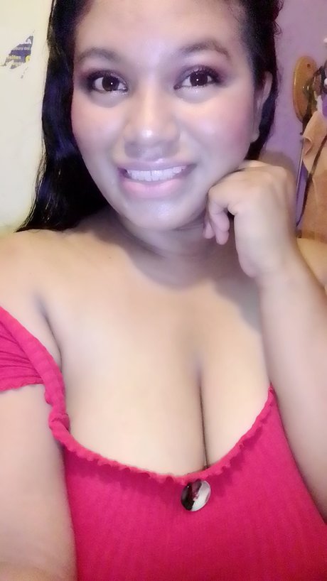 Gpe Luna model porn image