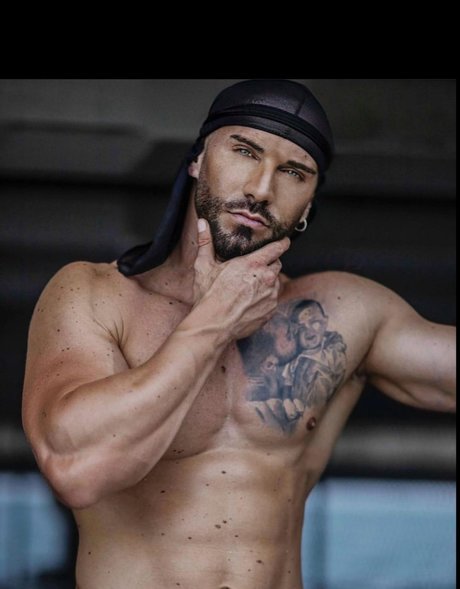 Dorianxxl star naked pics